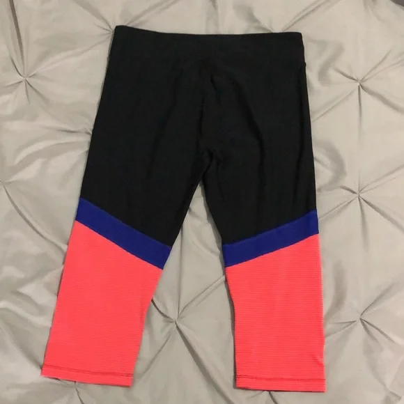 Under Armour outfit size Large/XL - Picture 3 of 9